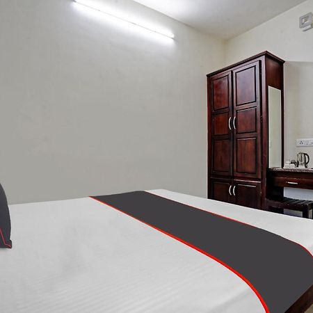 فندق Collection O White House Pearl Kochi المظهر الخارجي الصورة